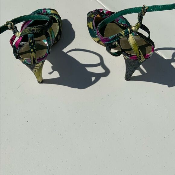 Vibrant Multi-Color Heels by Ann Marino - Picture 2 of 4